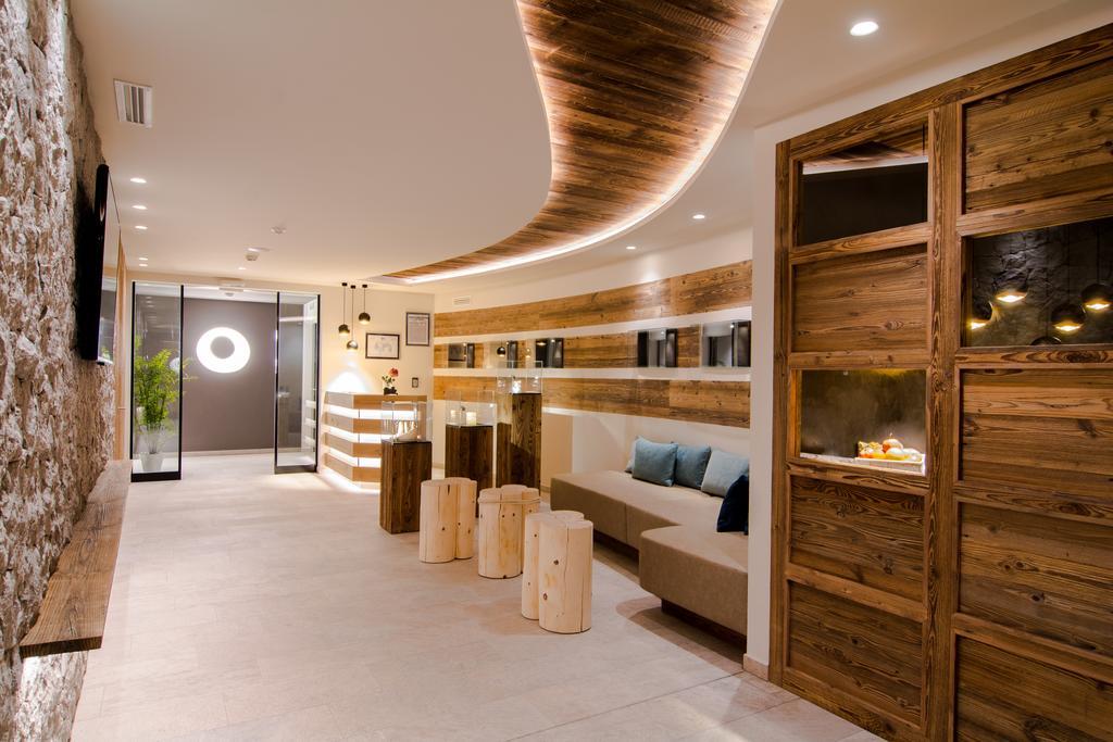 Hotel Alaska Сельва-ді-Валь-Гардена Екстер'єр фото